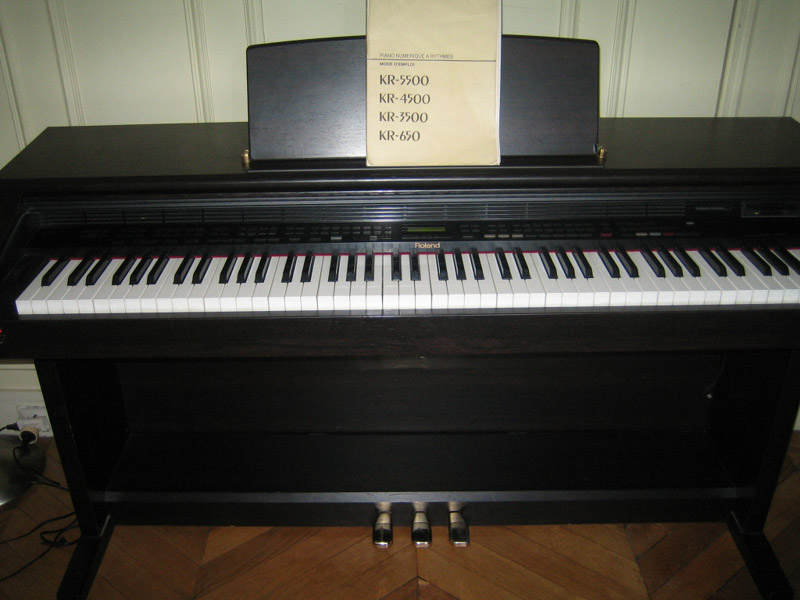 Roland Ep-75 Digital Piano User Manual